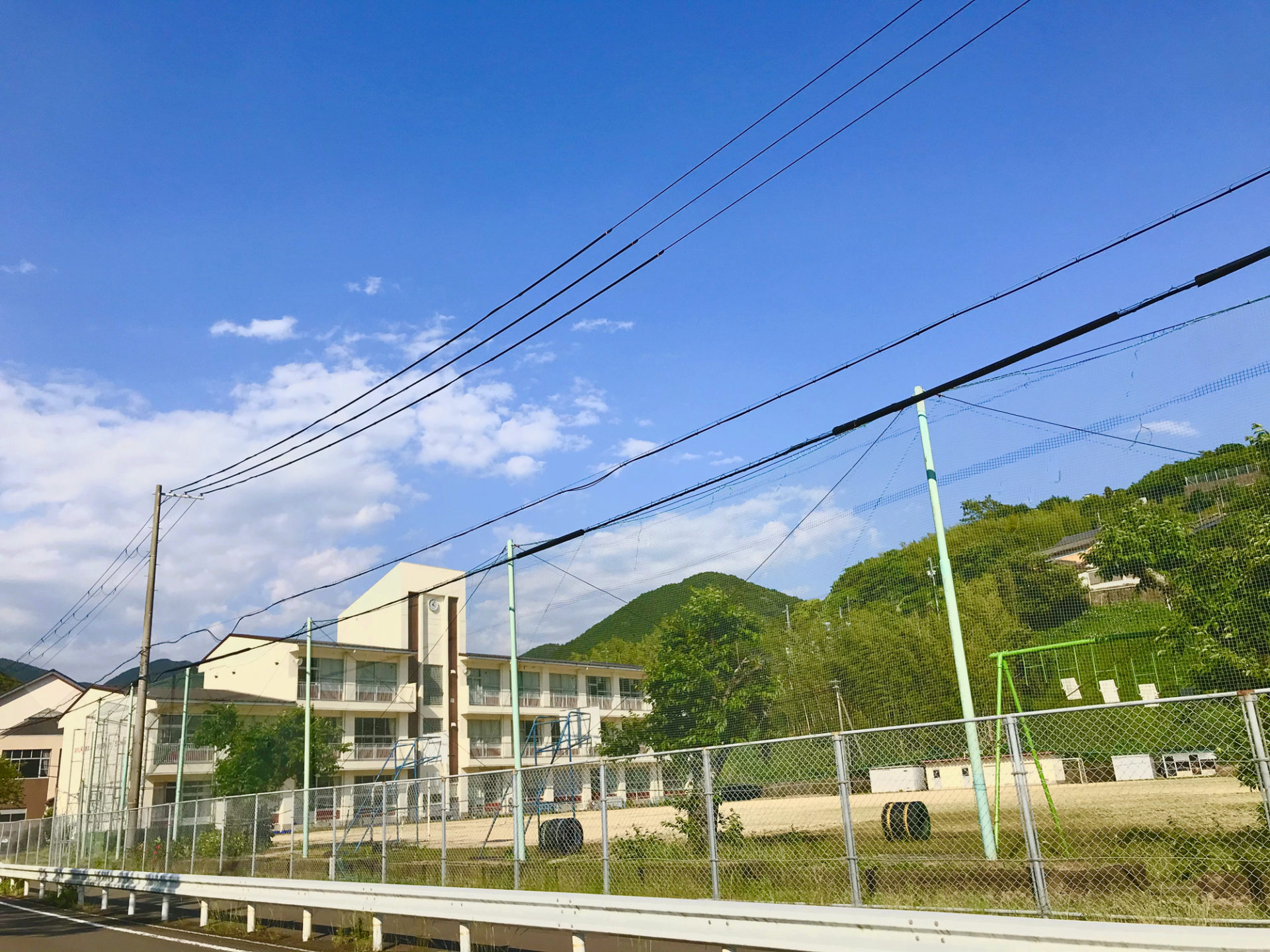 田舎の小学校ってどんな感じ? たなごこち 田舎の小学校ってどんな感じ? たなごこち
